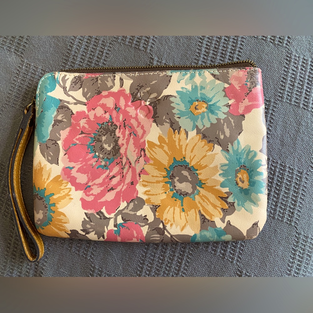 Patricia Nash Floral Print Wrist clutch
